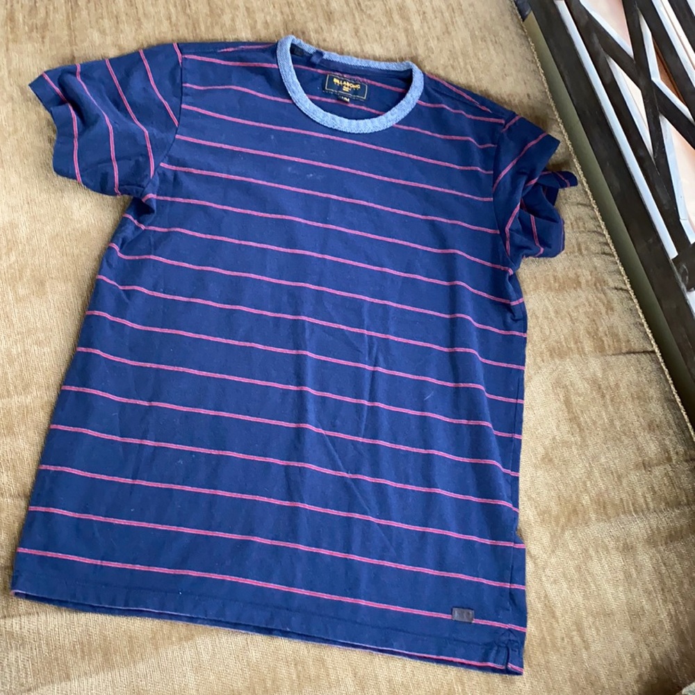 🔥(4 for 25) (2 for $13) Billabong men’s tee